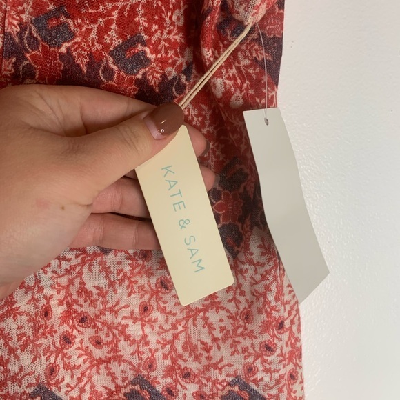 Kate & Sam Short Sleeve V Neck Sheer T-Shirt - Picture 8 of 11